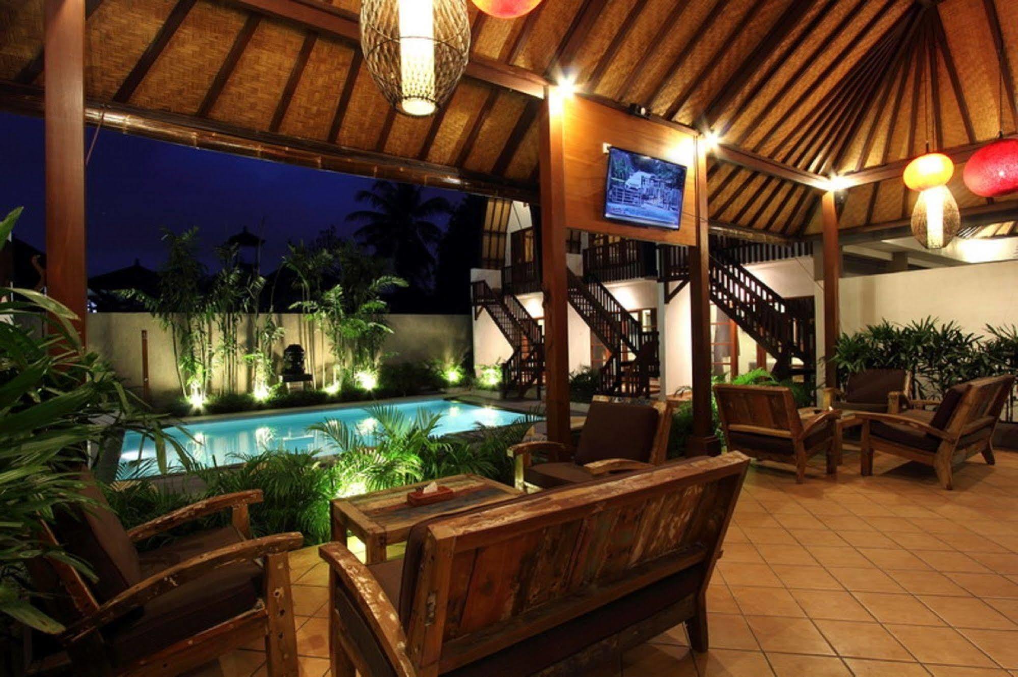 Mojo Canggu (Bali)